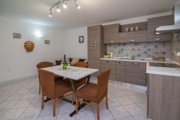 Apartment Livia 1 for 4, near the beach - Veli Lošinj