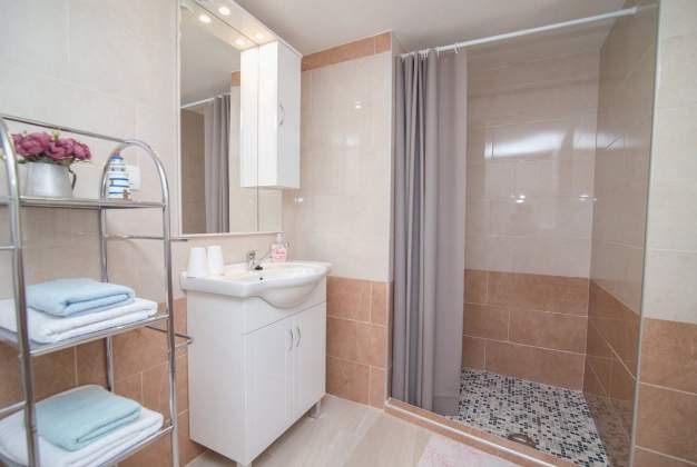 Apartman Dinka studio A2 B, Hrvatska