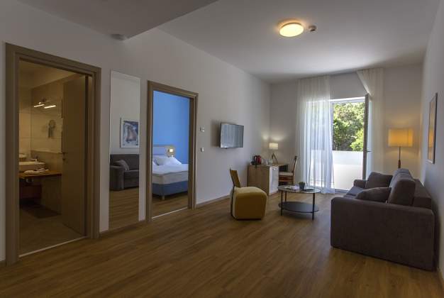 Hotel Manora, Family Suite Superior - Nerezine, Croatia  