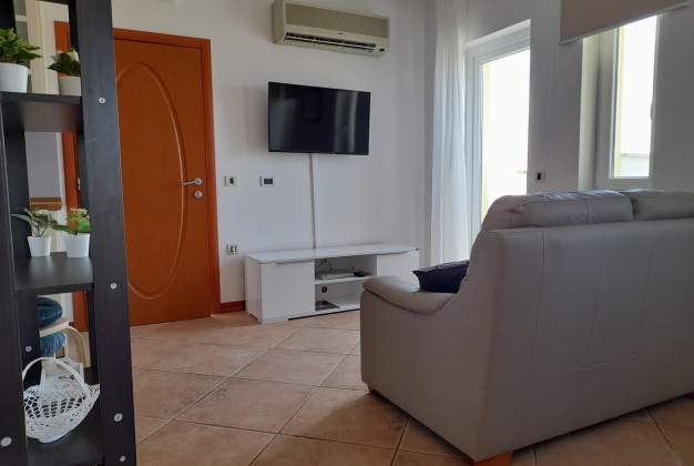 Hotel Manora, Apartment  - Nerezine, Croatia  