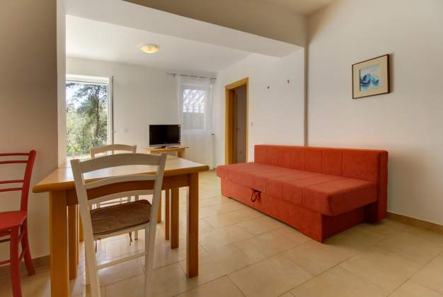 Apartment Bogdan 1 accommodation for two in Artatore, Mali Lošinj