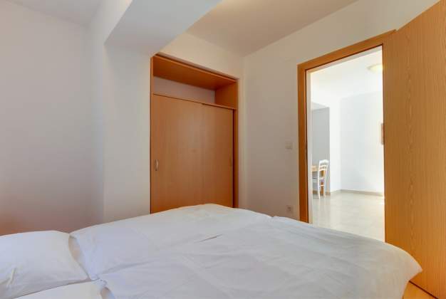 Apartment Bogdan 1 accommodation for two in Artatore, Mali Lošinj