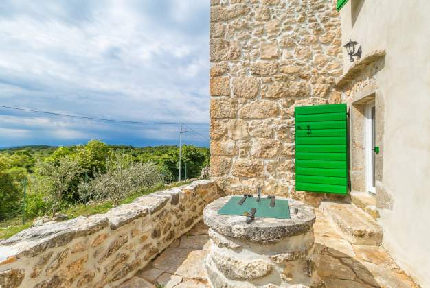 Vacation house Salvia - the beautiful vacation home in a rural setting Filozici, Cres, Croatia