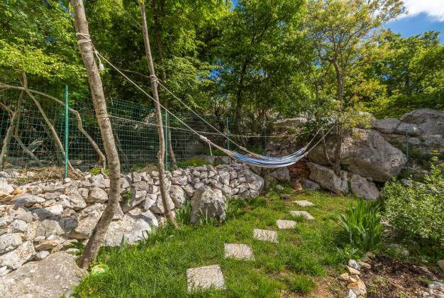 Vacation house Salvia - the beautiful vacation home in a rural setting Filozici, Cres, Croatia