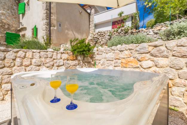 Casa per vacanza Salvia- la bellissima casa vacanza in un luogo rurale Filozici, Cres, Croazia