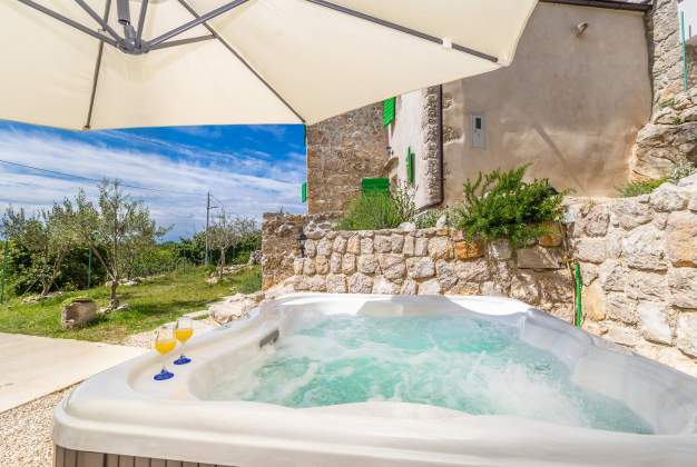 Casa per vacanza Salvia- la bellissima casa vacanza in un luogo rurale Filozici, Cres, Croazia