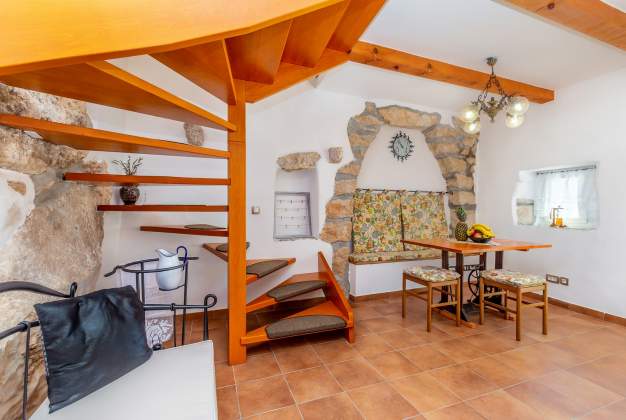 Vacation house Salvia - the beautiful vacation home in a rural setting Filozici, Cres, Croatia