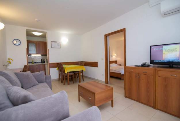 Apartmaji Punta  -  Veli Lošinj, Hrvaška