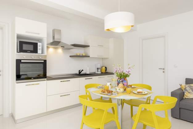 Apartment Yellow modern accommodation for 4 people near Kadin, Mali Lošinj
