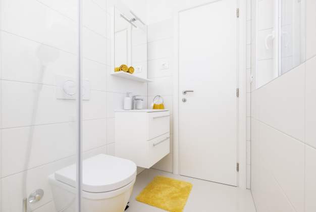Apartment Yellow modern accommodation for 4 people near Kadin, Mali Lošinj