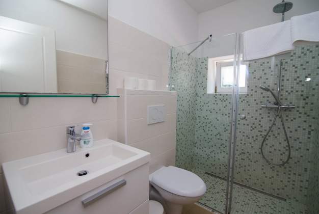 Apartmaji Ria  B4-B - Veli Lošinj, Hrvaška