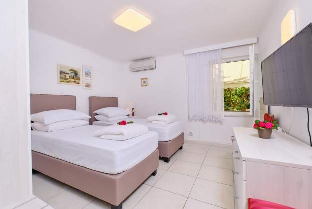 Apartment Antares 2, a warm and attractive place in an excellent location - Mali Lošinj