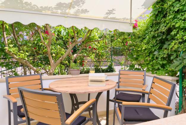 Apartment Antares 2, a warm and attractive place in an excellent location - Mali Lošinj