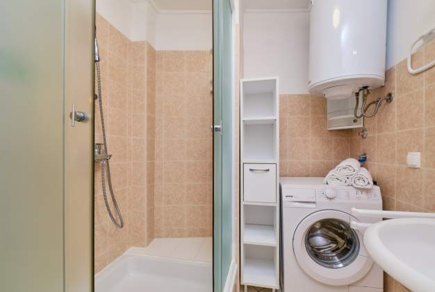 Apartment Antares 2, a warm and attractive place in an excellent location - Mali Lošinj