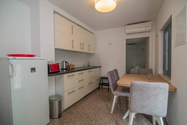 Apartmaji Ria  A3- Veli Lošinj, Hrvaška