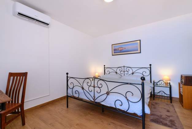 Apartment Nikola 1 for two, sea view - Mali Losinj