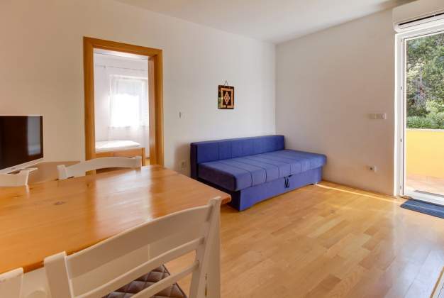 Apartment Bogdan 3 accommodation in the greenery of Artatore, Mali Lošinj
