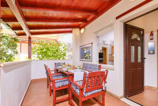 Apartment Antares 3 - warm and discreet ambiance for 6 persons, Mali Lošinj.