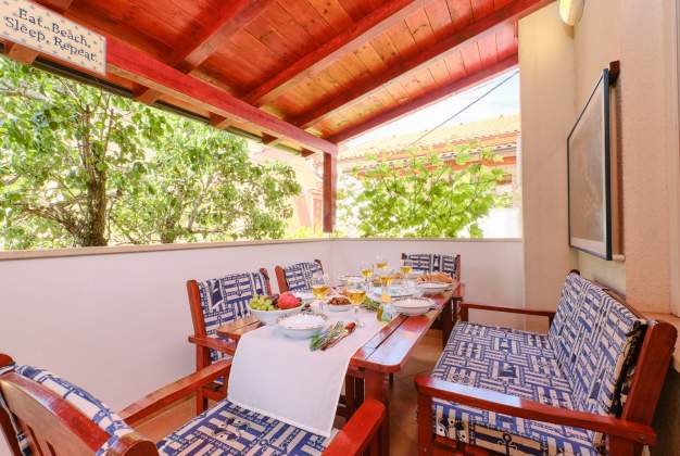 Apartment Antares 3 - warm and discreet ambiance for 6 persons, Mali Lošinj.