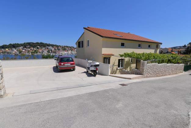 Apartment Natali 3 Sea View | Mali Lošinj, Near Čikat Bay – 4