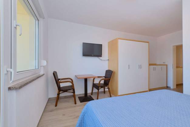 Apartment Natali 3 Sea View | Mali Lošinj, Near Čikat Bay – 6