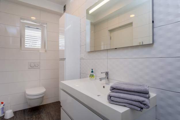Apartman Mila - Stjepan, mirno i moderno utočište na Poljani  - Mali Lošinj