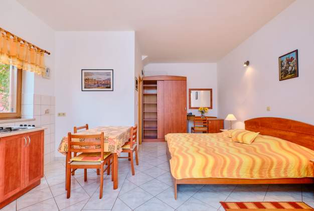 Apartment  Antonela 1 - charming accommodation for 2 people Mali Losinj
