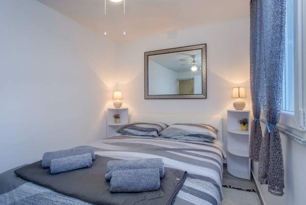 Newly renovated apartment Mirela for 2 people - Mali Lošinj