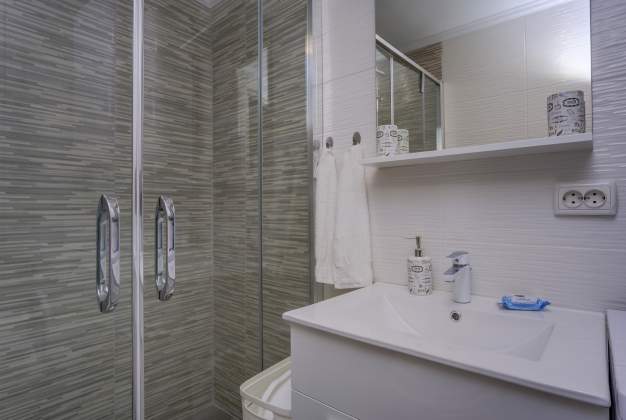 Newly renovated apartment Mirela for 2 people - Mali Lošinj