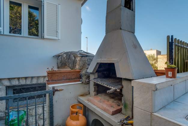 Newly renovated apartment Mirela for 2 people - Mali Lošinj