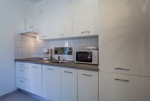 Apartma  Milly 2 -Veli Lošinj, Hrvaška