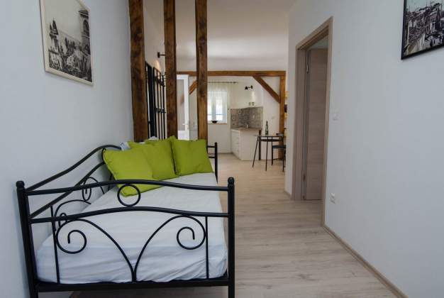 Apartma  Ally 2-Veli Lošinj, Hrvaška