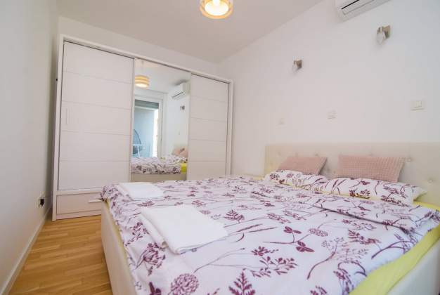 Apartment Maro 1 - Mali Lošinj, Croatia