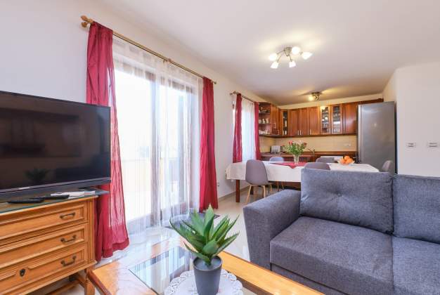 Apartment Dino 1 spacious accommodation ideal for 4 people, Mali Lošinj