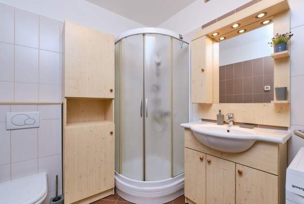 Apartment Dino 1 spacious accommodation ideal for 4 people, Mali Lošinj