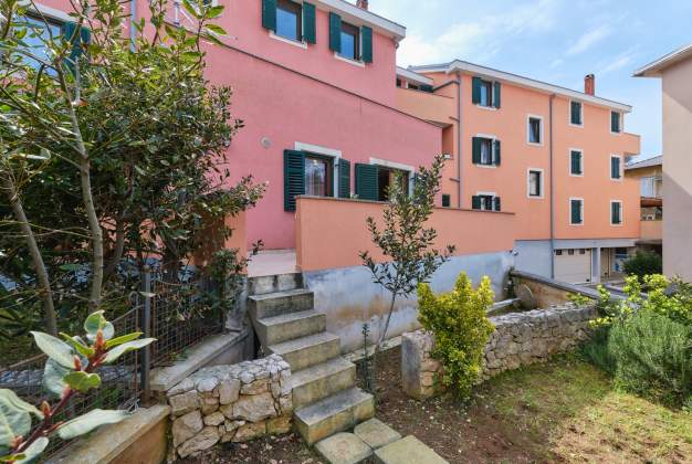 Apartment Dino 1 spacious accommodation ideal for 4 people, Mali Lošinj