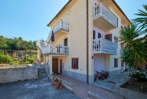 Apartma Diana 1 funkcionalna namestitev v bližini centra Mali Lošinj – 14