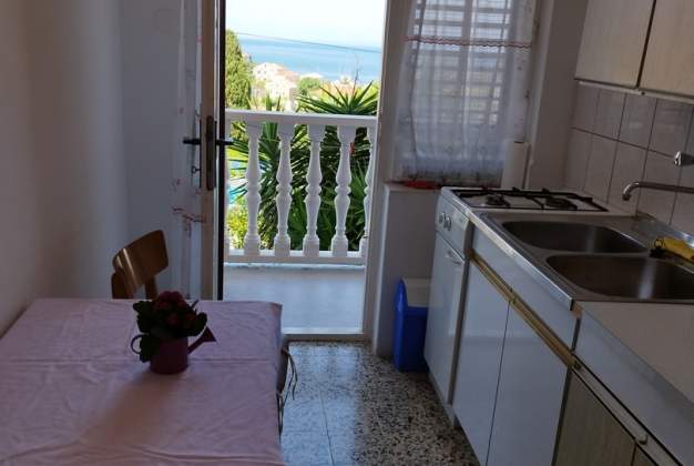 Apartment Diana 1 functional accommodation near the city center Mali Lošinj, Croatia