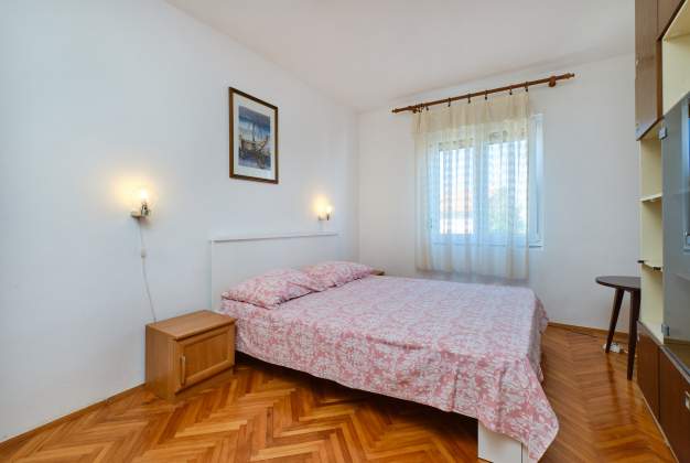 Apartma Diana 2 družinska namestitev v bližini centra mesta Mali Lošinj – 4
