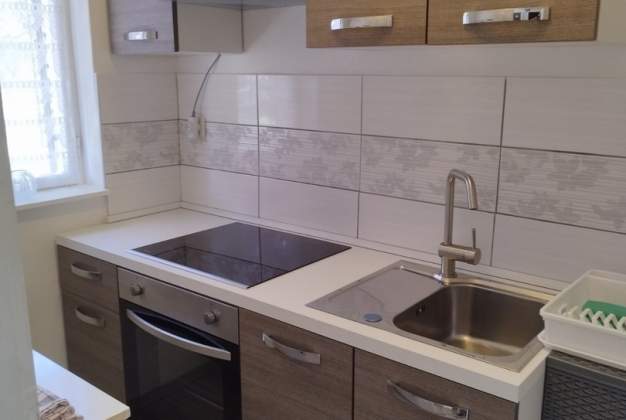 Apartment Diana 2 family accommodation near the city center Mali Lošinj