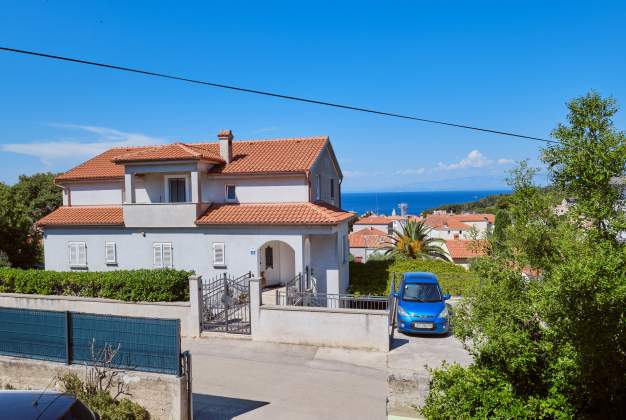 Apartma Diana 2 družinska namestitev v bližini centra mesta Mali Lošinj – 19