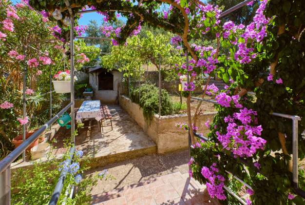 Apartma Diana 2 družinska namestitev v bližini centra mesta Mali Lošinj – 30