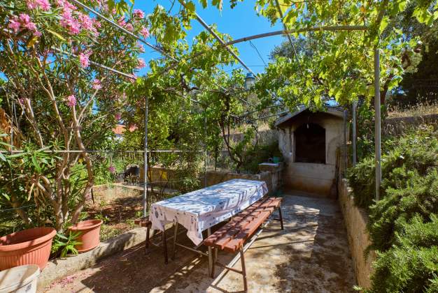 Apartma Diana 2 družinska namestitev v bližini centra mesta Mali Lošinj – 17