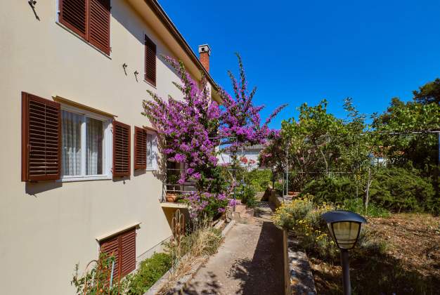 Apartma Diana 2 družinska namestitev v bližini centra mesta Mali Lošinj – 25