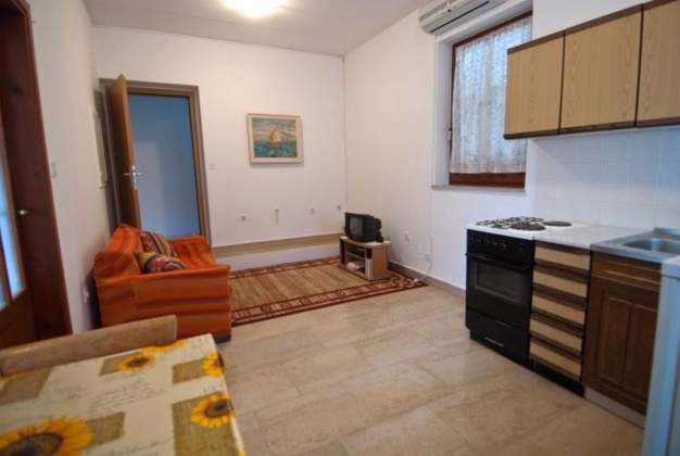 Apartma Marija 1, 80 m od morja - Mali Lošinj
