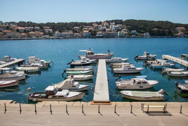 Apartment Vindobona 2, modern accommodation with a sea view, Mali Lošinj