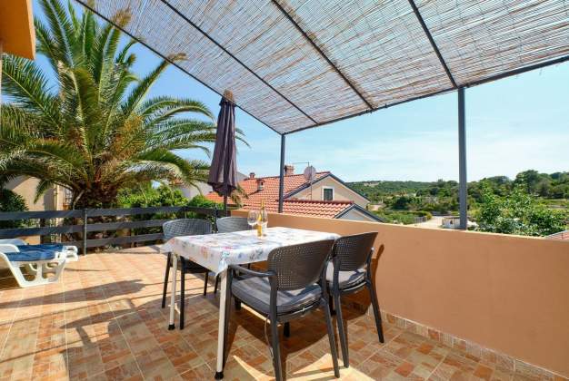 Apartment Fiore 1 for 4 people in Artatore, Mali Losinj
