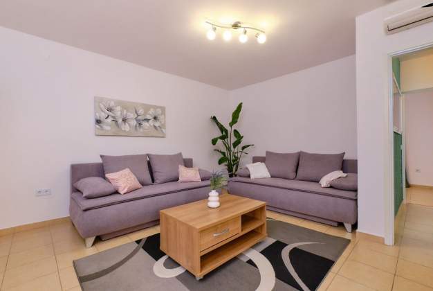 Apartment Fiore 2 spacious terraces for 4 people, Artatore, Mali Lošinj