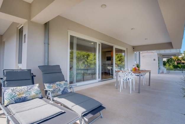 D&B Sea View Villas luxury apartment with sea view, Mali Lošinj