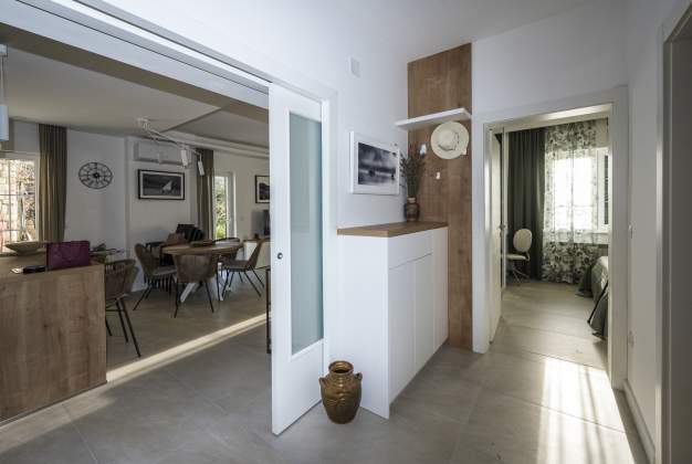 Apartment Vesna charming oasis with terrace for two, Mali Lošinj